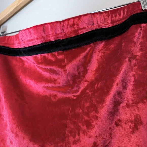 Santa Plus Size Velvet Fuzzy Striped Sequin Leggings Christmas Pullon Pants - Picture 9 of 13